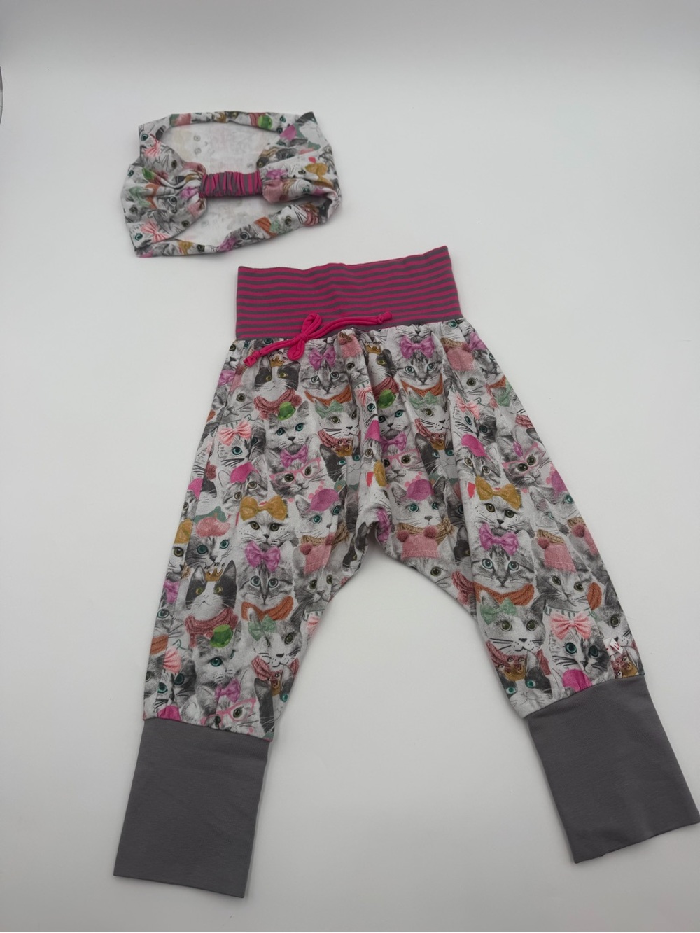 Cute Cat Motif Print Baby  PumpPants & Headband Set - Pink Accents